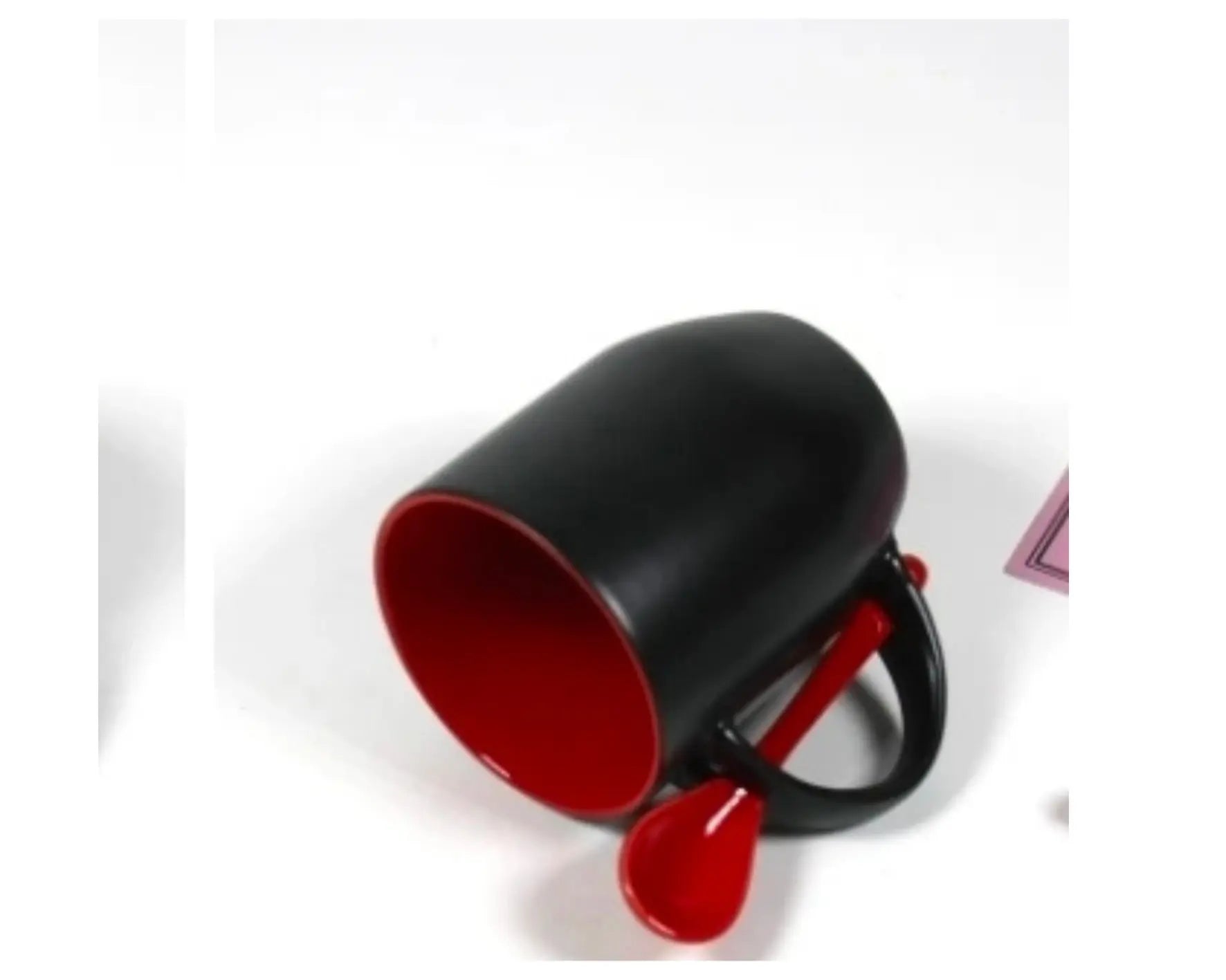 TASSES 11OZ AVEC CUILLIERS Nairastore